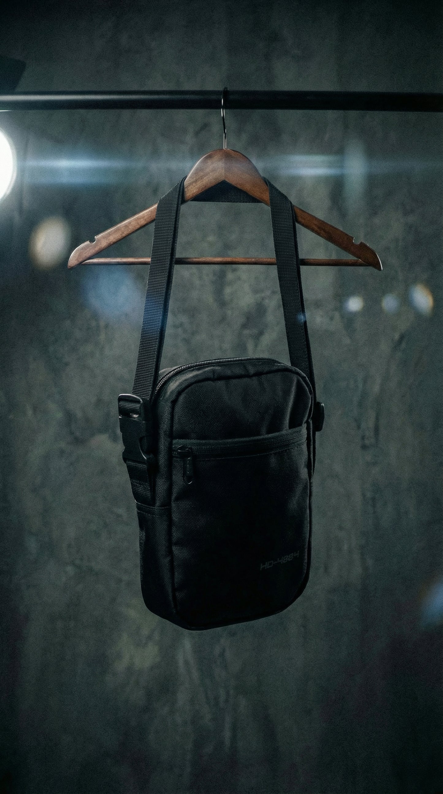 HD-4884 Utility Crossbody Bag